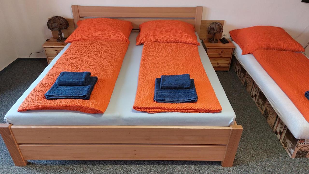Hotel Rožmberská bašta Třeboň Esterno foto