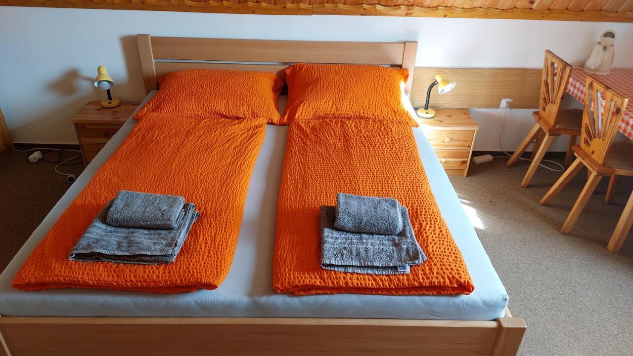 Hotel Rožmberská bašta Třeboň Esterno foto